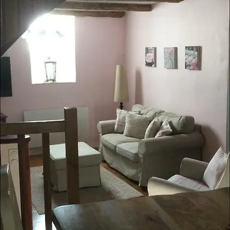 Maison Bleu Montaigu-de-Quercy